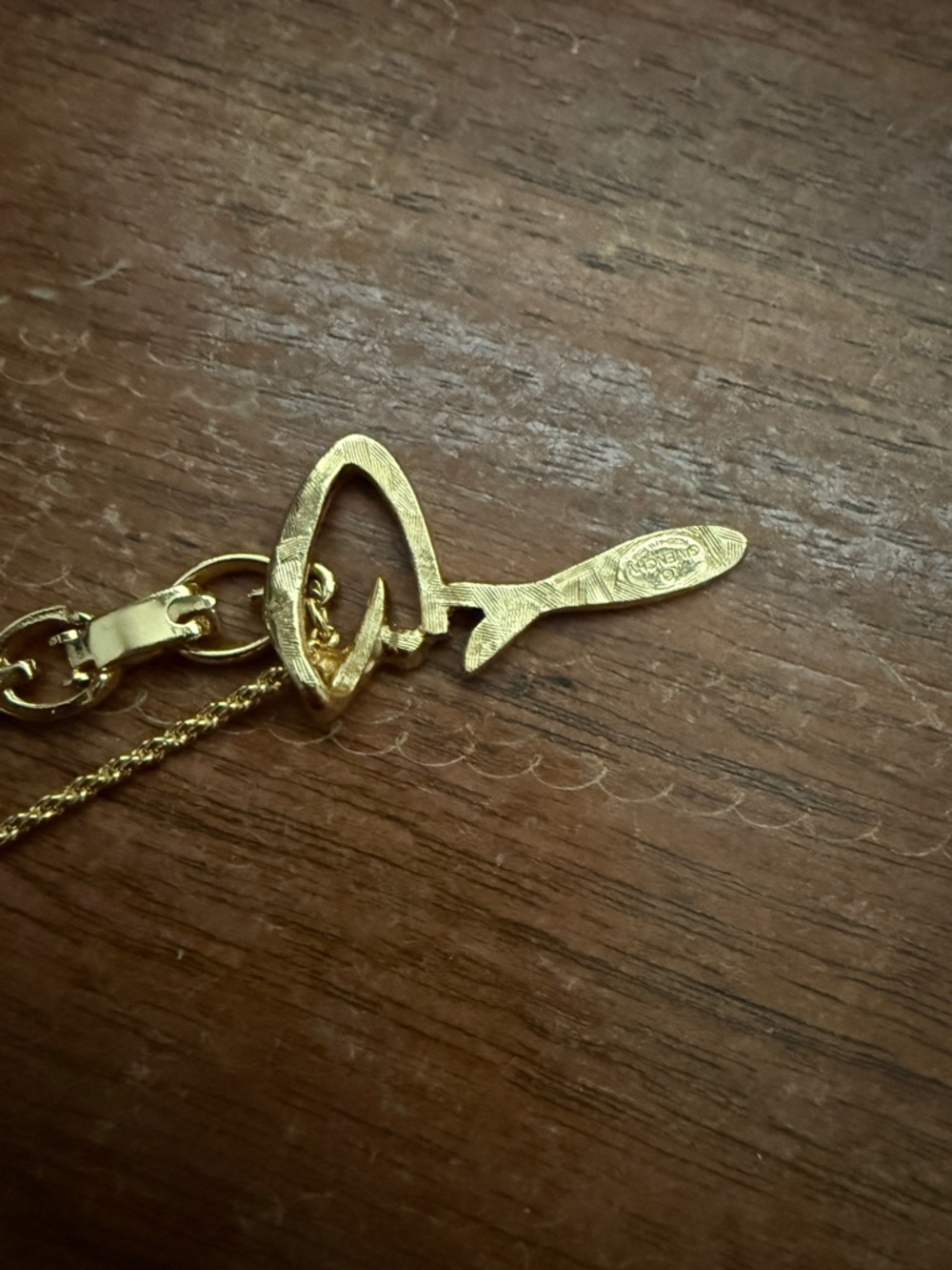 Givenchy Gold Initial 'G' Pendant Necklace - Picture 3 of 3